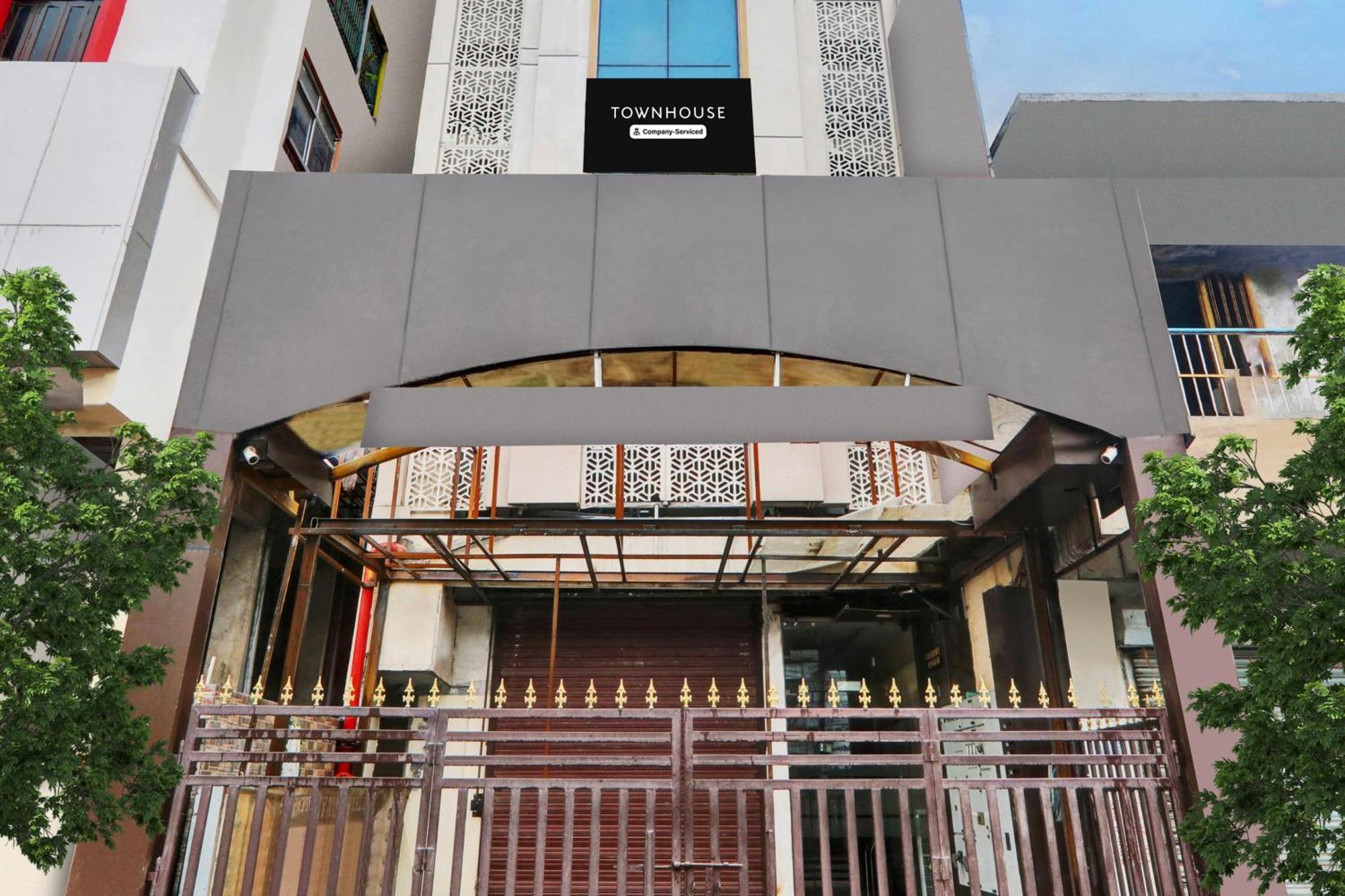 Super Townhouse Kankarbagh Formerly Kunwar Alcajars Patna  Buitenkant foto